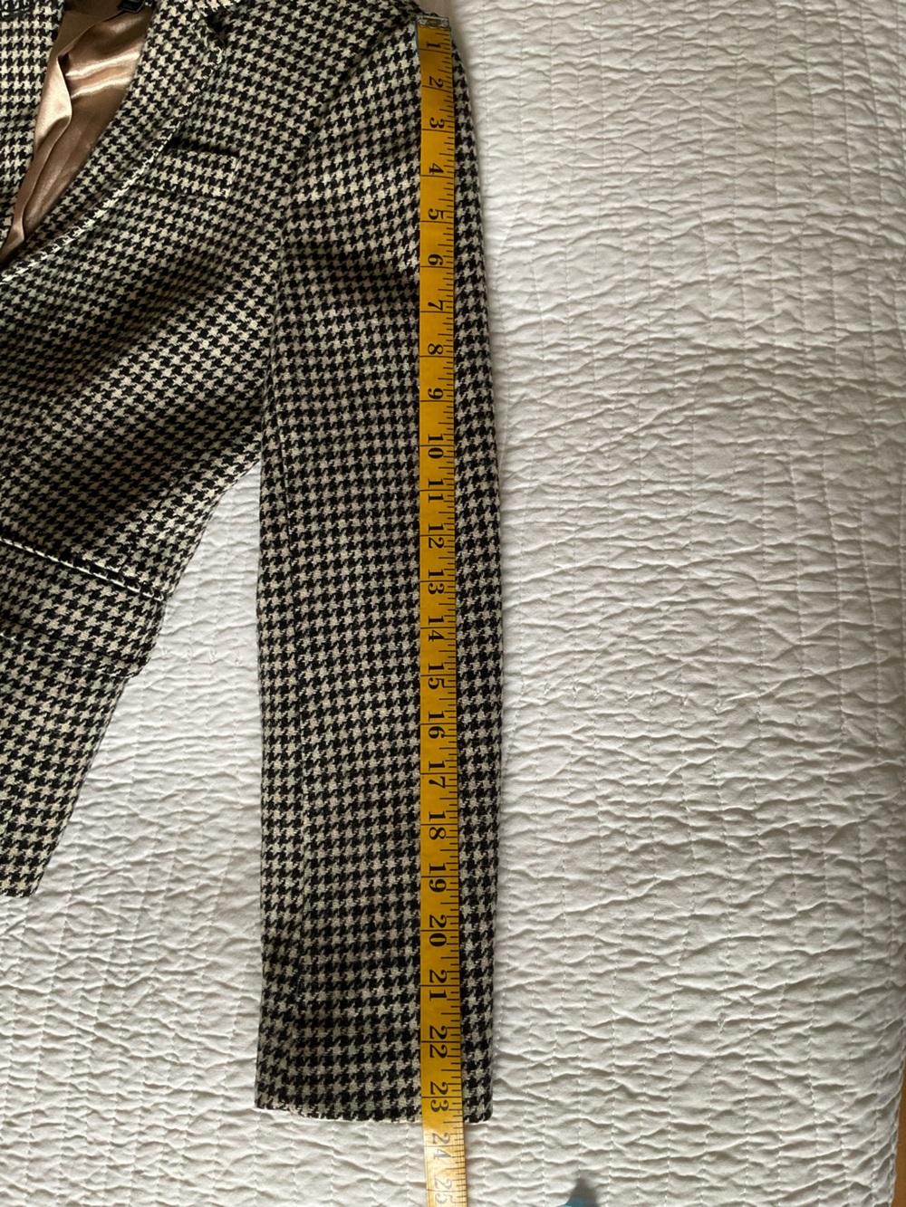 EUC J. Crew Women's Houndstooth Blazer in Black and Cream 100% Wool - Picture 12 of 12